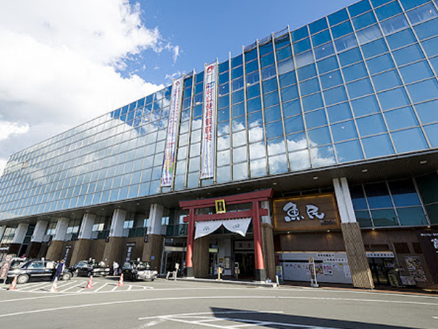 Q-STA（キュースタ）富士山駅ビルショッピングセンター